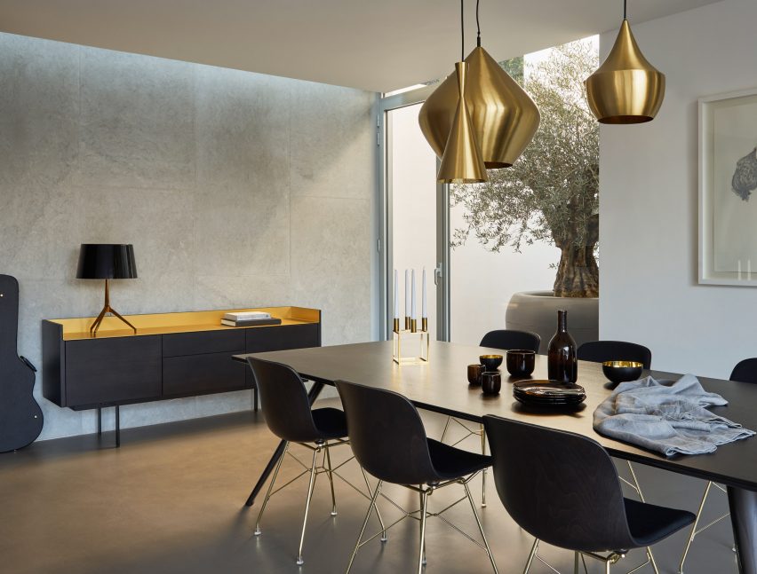 Valles House by YLAB Arquitectos