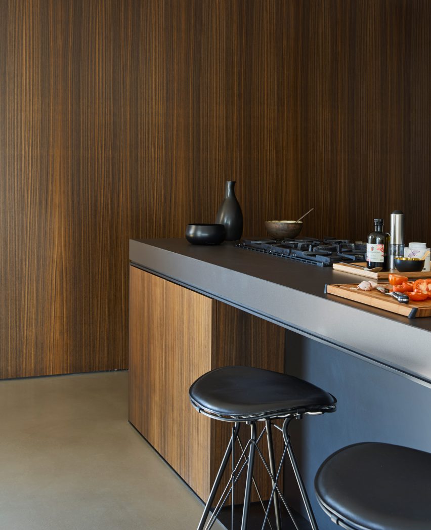 Valles House by YLAB Arquitectos