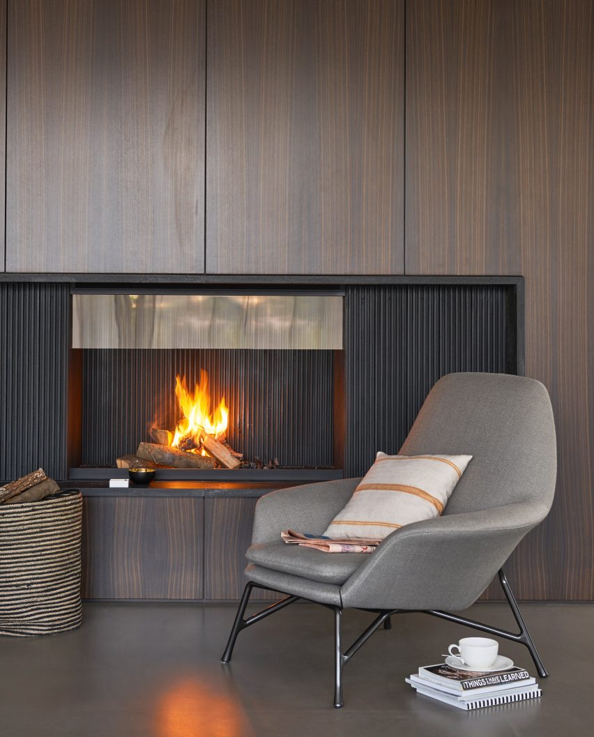Valles House by YLAB Arquitectos