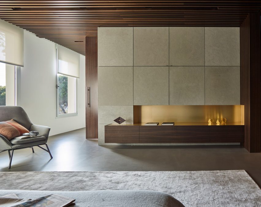 Valles House by YLAB Arquitectos