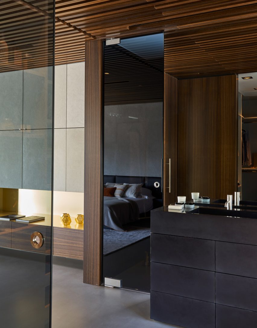 Valles House by YLAB Arquitectos