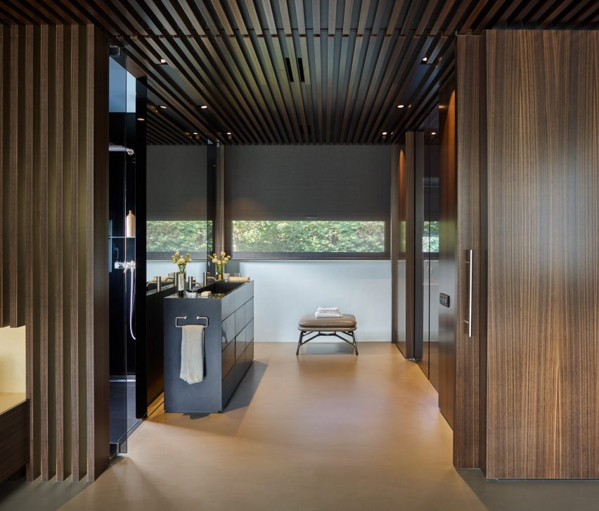 Valles House by YLAB Arquitectos