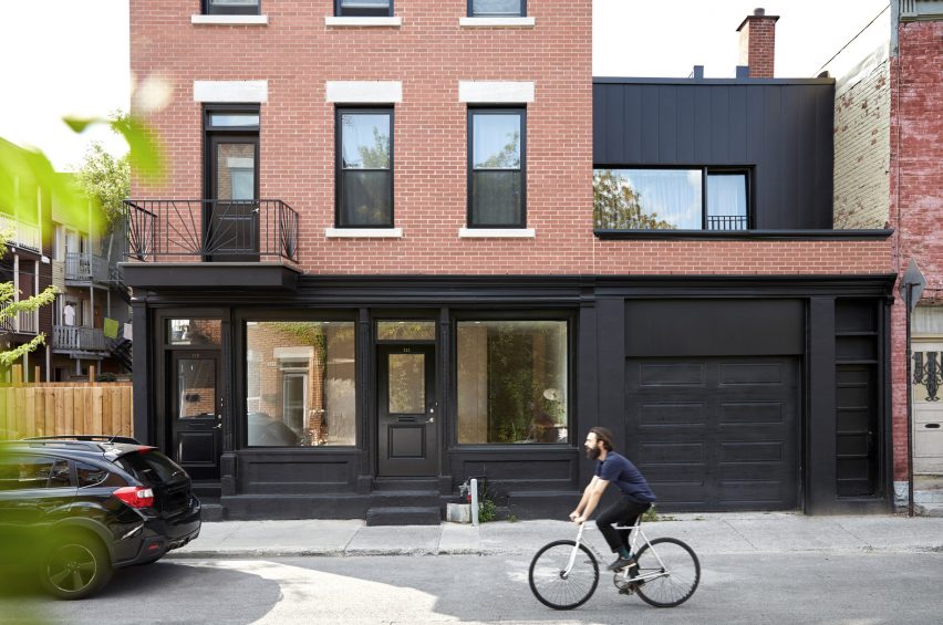 Villeneuve Residence by Atelier Barda architecture