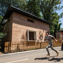 Post-earthquake reconstruction of Chinese village house named World Building of the Year 2017