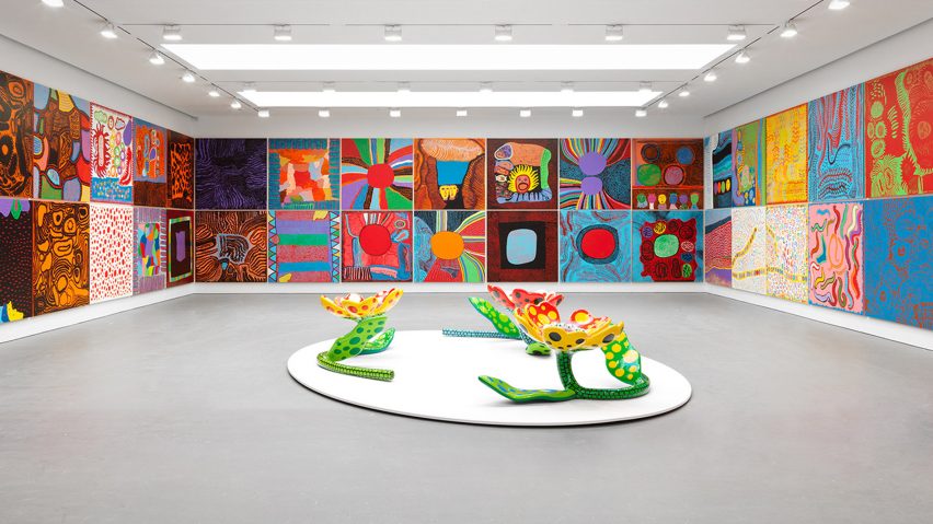 Yayoi Kusama exhibition at David Zwirner