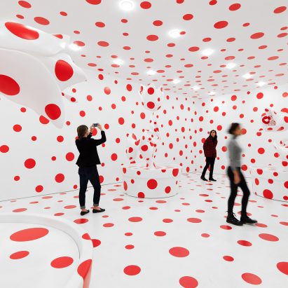 Yayoi Kusama exhibition at David Zwirner
