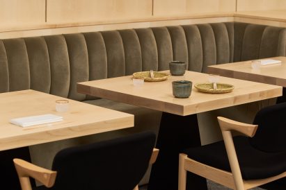 Yen restaurant by Sybarite Architecture