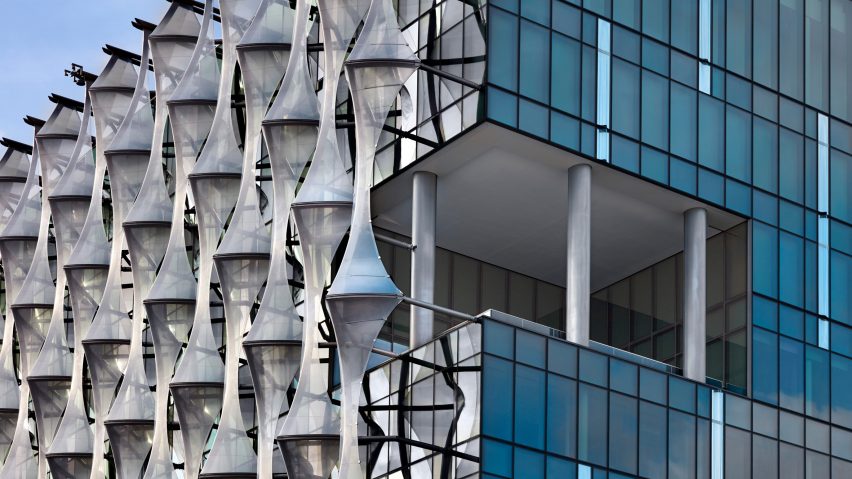 This week’s Dezeen Mail features London’s new US Embassy and Dezeen Hot List 2017