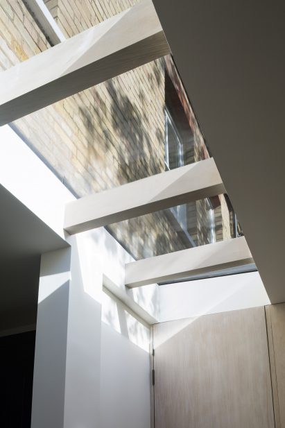 Studio Carver adds American-inspired prefabricated extension to Belsize House