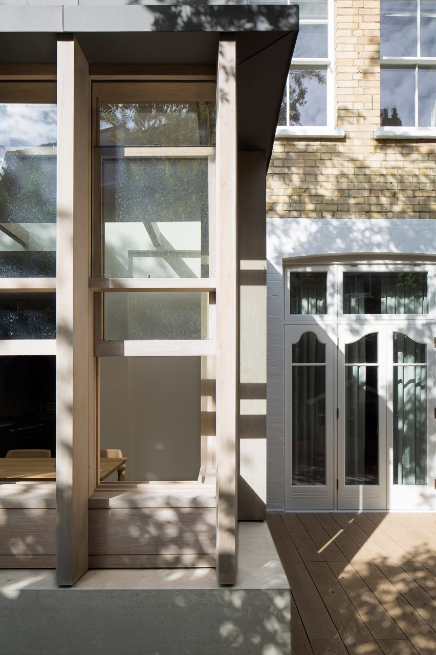 Studio Carver adds American-inspired prefabricated extension to Belsize House