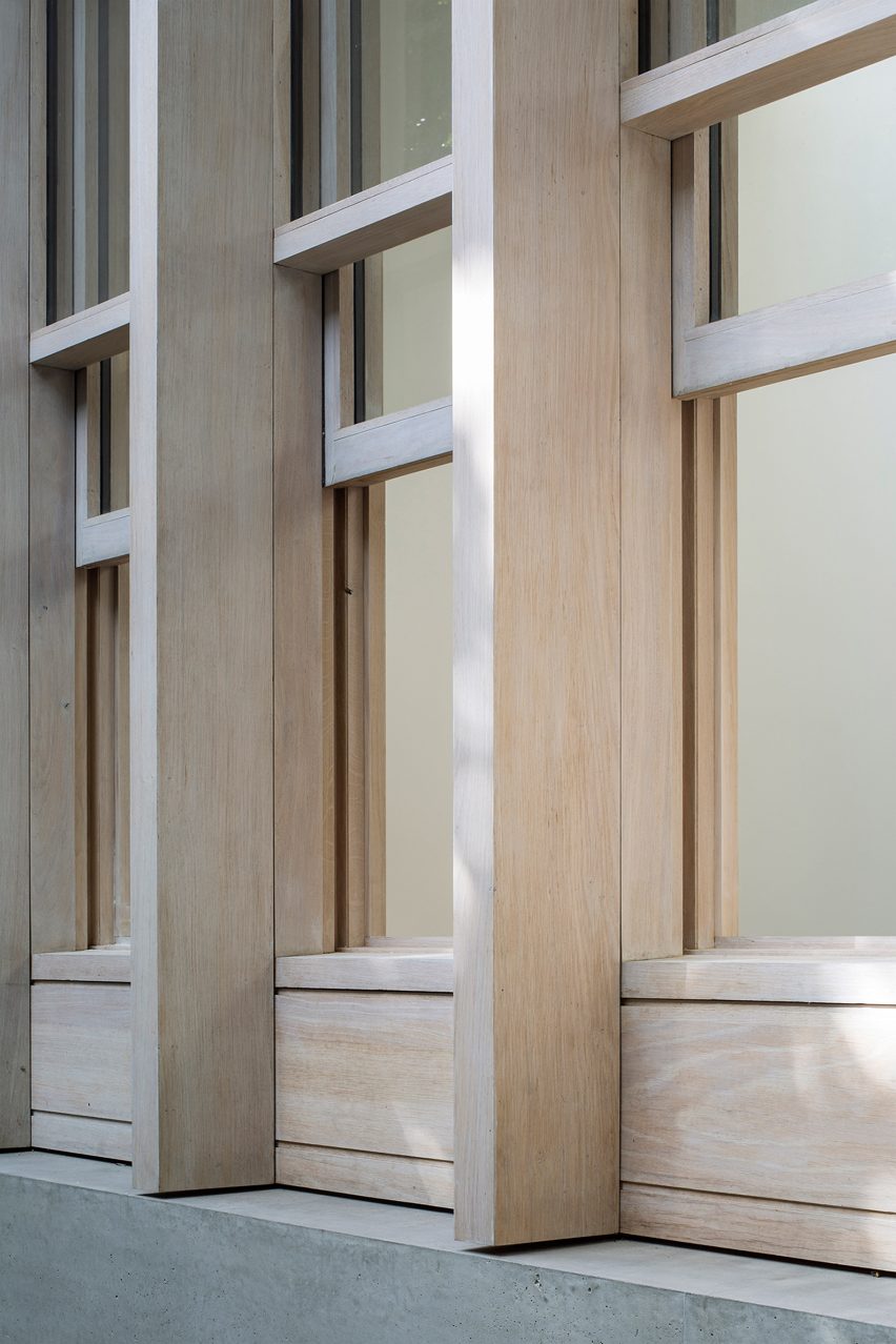 Studio Carver adds American-inspired prefabricated extension to Belsize House