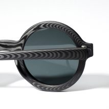 Carbon Wood Glasses by Rodrigo Caula