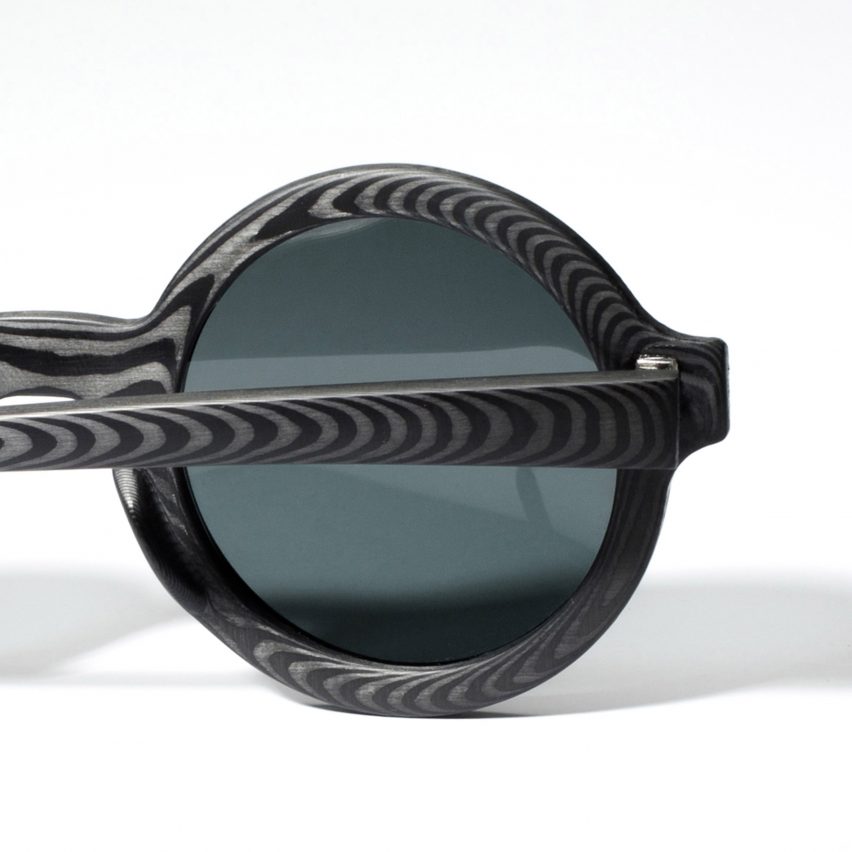 Carbon Wood Glasses by Rodrigo Caula
