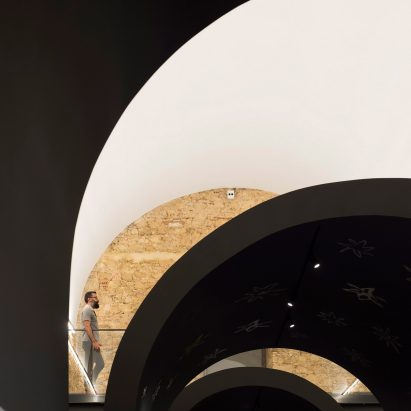 Spaceworkers commemorates Portuguese philosopher with installation in historic church
