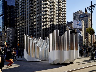 Flatiron Reflection by Future Expansion and Van Alen Institute
