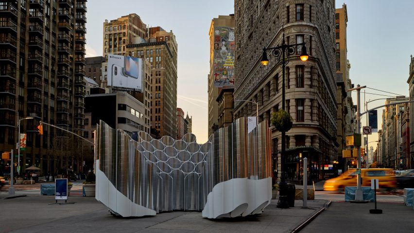 Flatiron Reflection by Future Expansion and Van Alen Institute