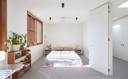 Garage House by Foomann Architects