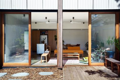 Garage House by Foomann Architects
