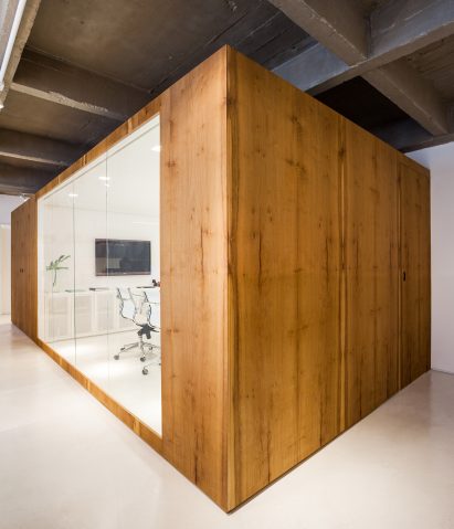 Headquarters by Estúdio BG