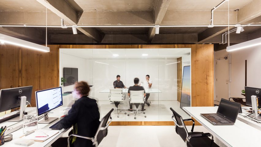 Headquarters by Estúdio BG