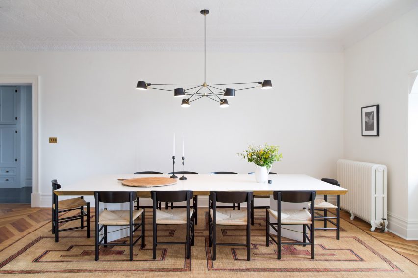 Williamsburg Schoolhouse by White Arrow