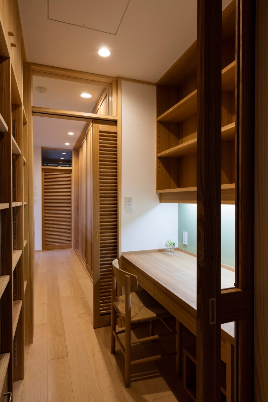 House of Holly Osmanthus by Takashi Okuno