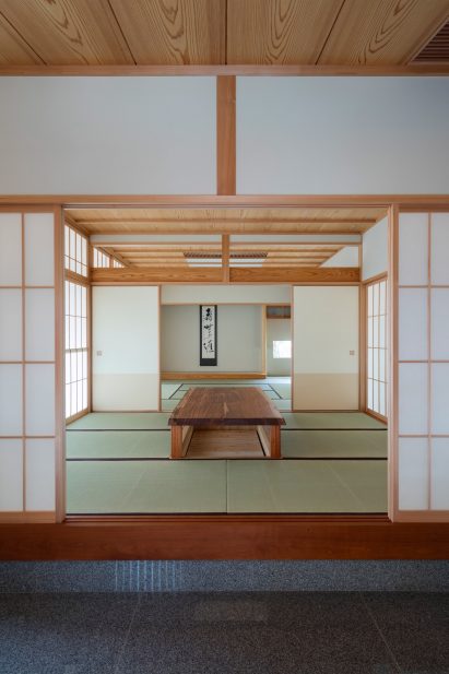 House of Holly Osmanthus by Takashi Okuno