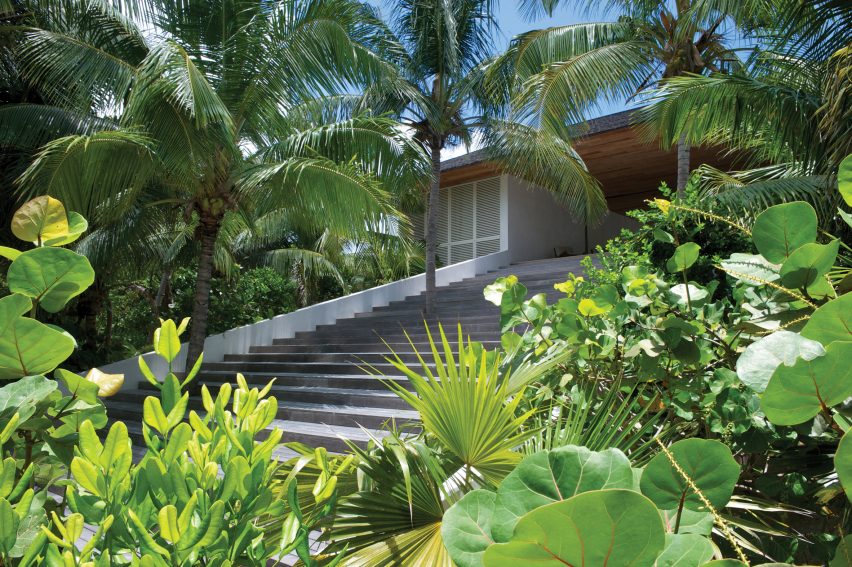 House on a Dune by Oppenheim Architecture
