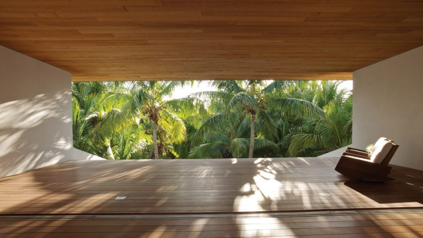 House on a Dune by Oppenheim Architecture