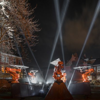 Jason Bruges Studio installs “cast” of 20 robots across Hull for UK City of Culture celebrations