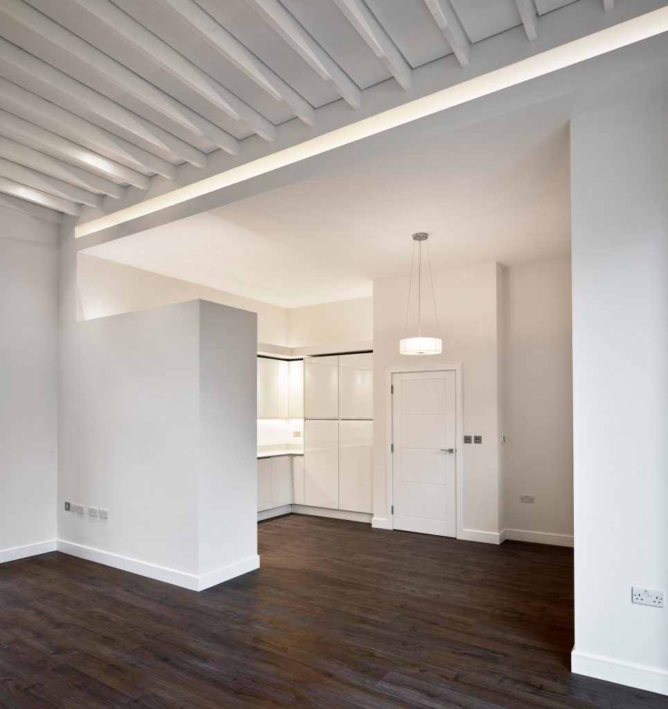 New House in Kings Crescent by Madoc Architecture