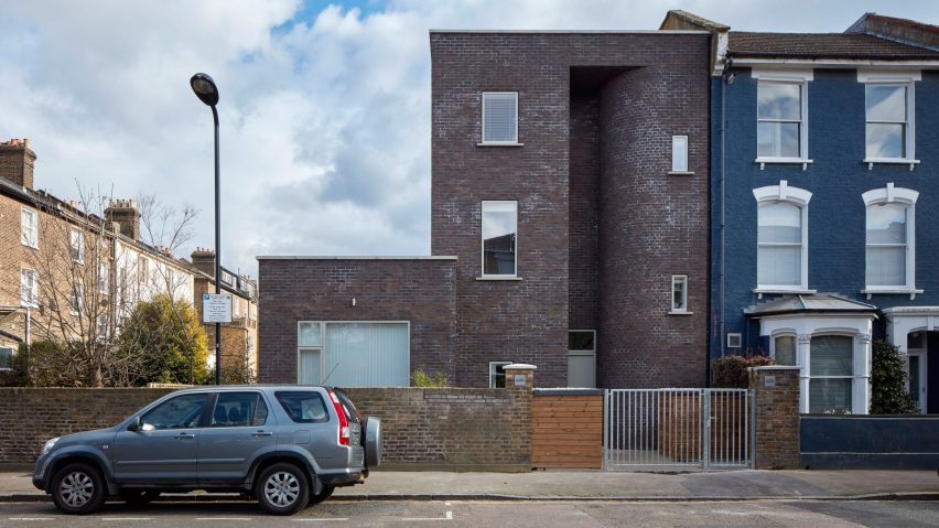 New House in Kings Crescent by Madoc Architecture