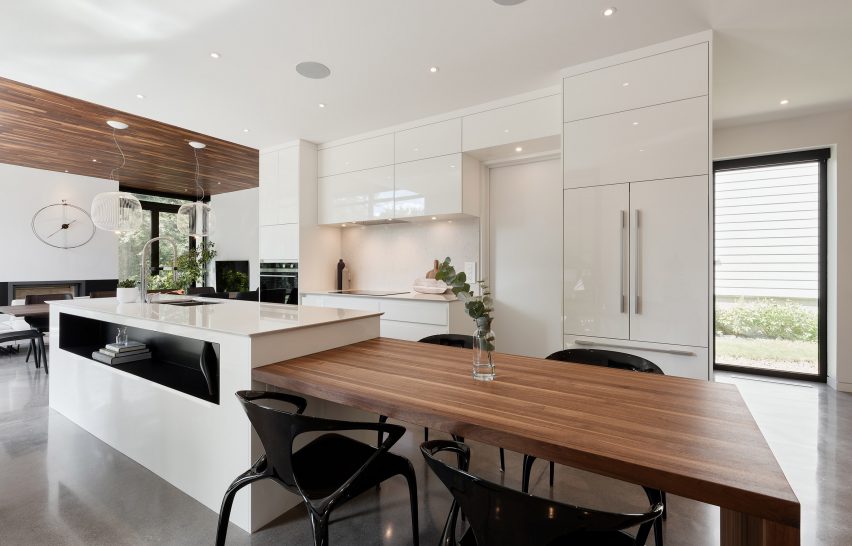 Oak Residence by Hatem D