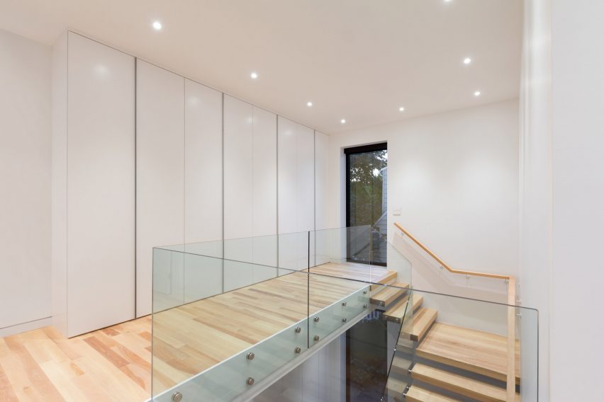 Oak Residence by Hatem D