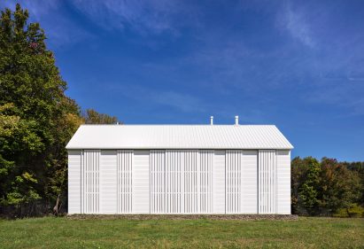 Pennsylvania Farmhouse by Cutler Anderson