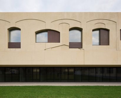 Psychiatric Center by Vaillo+Irigaray Architects