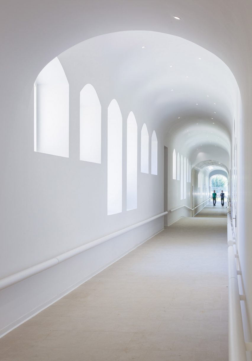 Psychiatric Center by Vaillo+Irigaray Architects