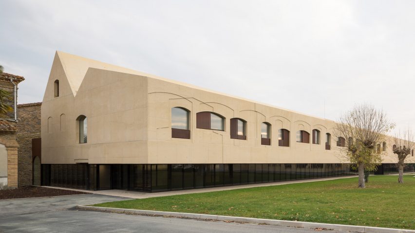 Psychiatric Center by Vaillo+Irigaray Architects