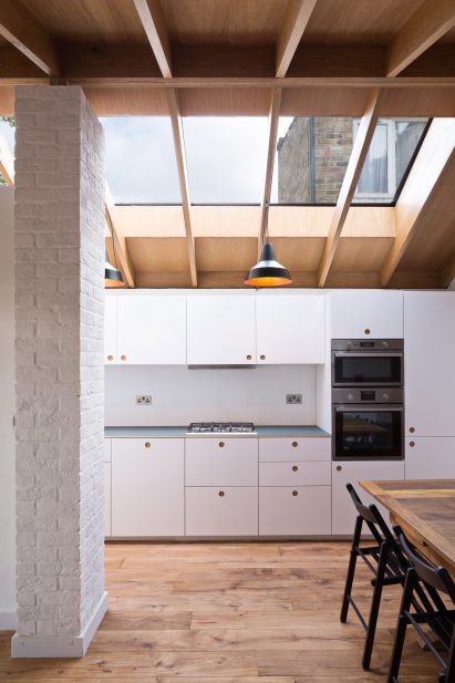 Grey Griffiths Architects completes London extension featuring exposed oak roof structure