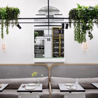 Stella Collective insert a tropical canopy into a Brighton cafe