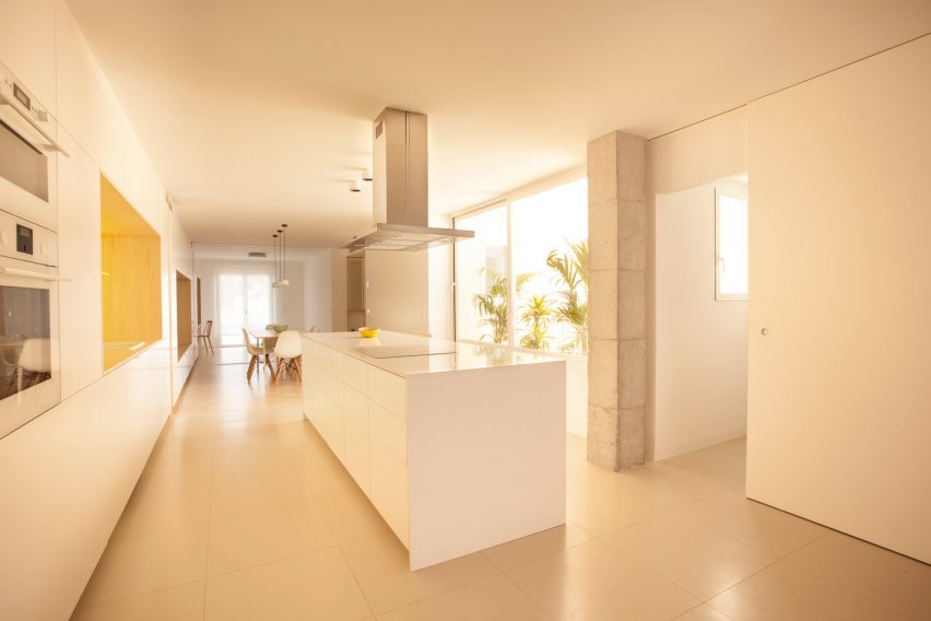 RL House Renovation by Diego López Fuster Arquitectura