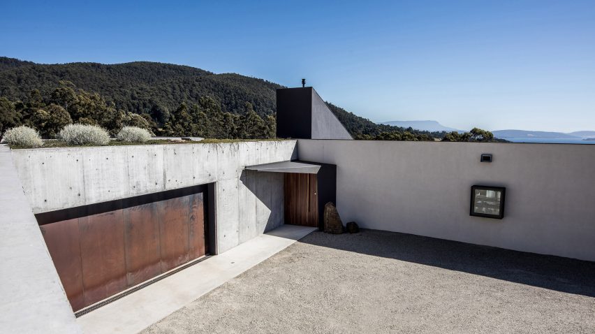 Sunnybanks House by Core Collective Architects