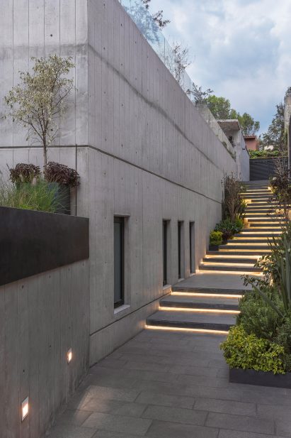 Taller Estrella by Belzberg Architects