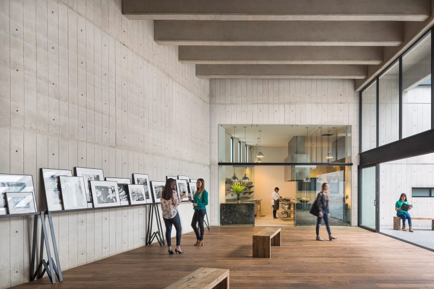 Taller Estrella by Belzberg Architects