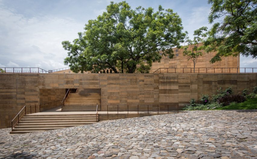 Teopanzolco Cultural Center by Productora and Isaac Broid