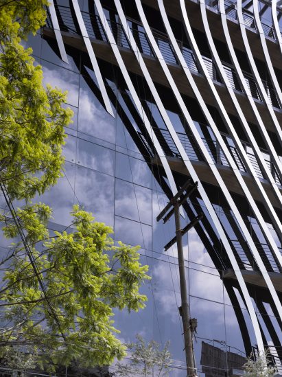 Threads by Belzberg Architects