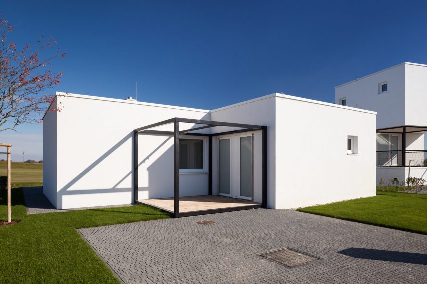 3x3 Houses by Endorfine