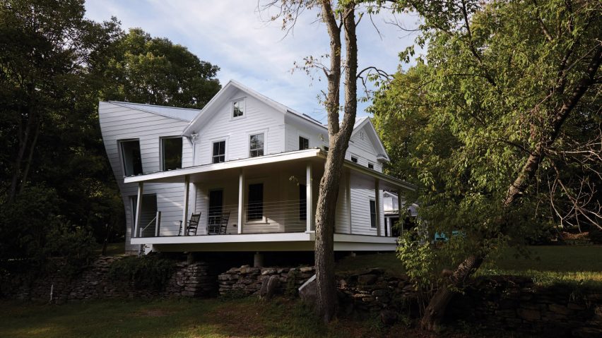 Twist Farmhouse by Tom Givone