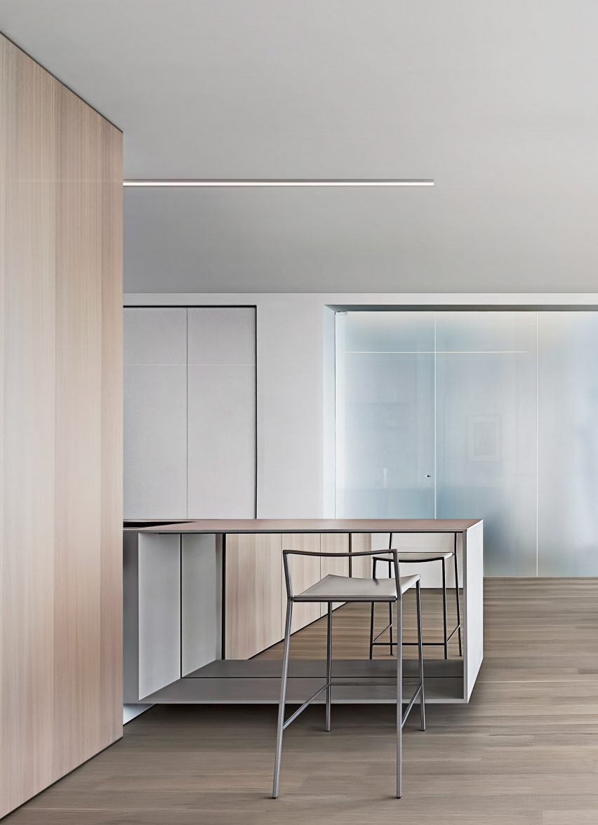 Unit 9C by Vladimir Radutny Architects