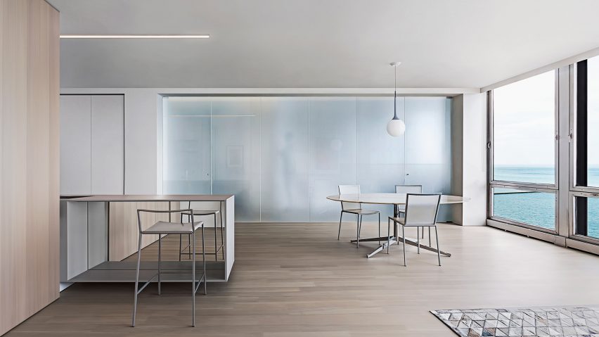 Unit 9C by Vladimir Radutny Architects